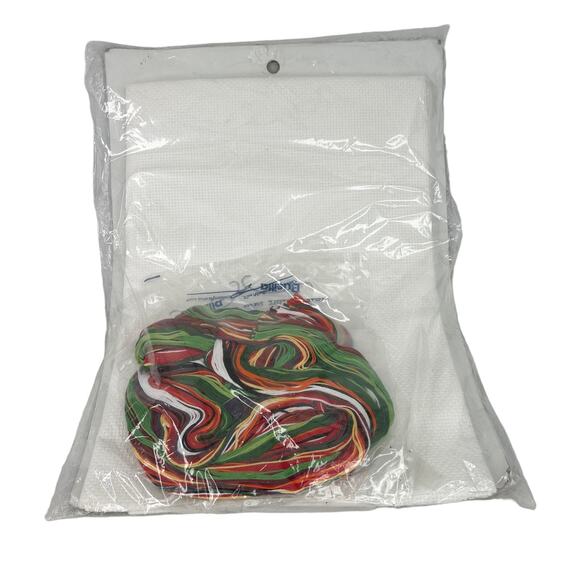 Bucilla Vintage 42" Round Counted Cross Stitch Tree Skirt Santa Classic New - Picture 12 of 16